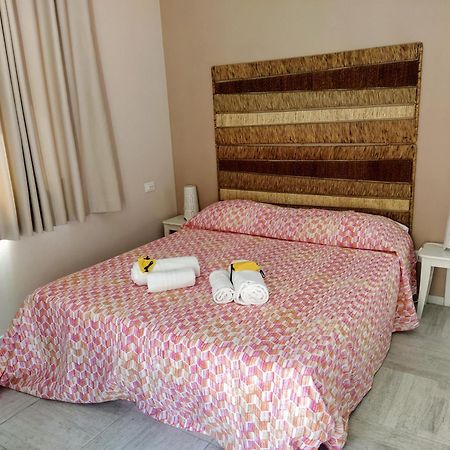 Angelo Apartments & Rooms Trapani Rum bild